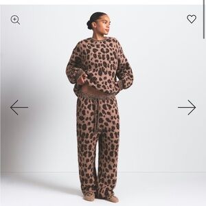 Skims limited edition sienna leopard print sweater +jogger pants ONE SET! XS+S
